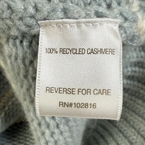 Garnet Hill 100% Recycled Cashmere Turtleneck Sweater Women's XS Blue Striped - Picture 6 of 13